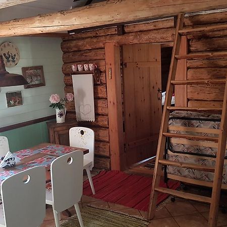 曼尼夏季度假屋 Kassari 外观 照片